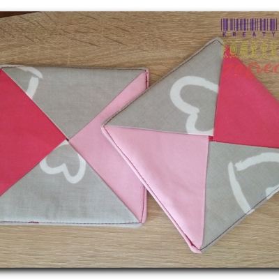 Podkładki pod kubek z motywem serc