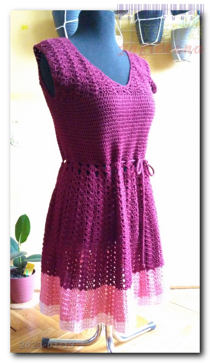 Bordowa "puchata" sukienka - wersja 2