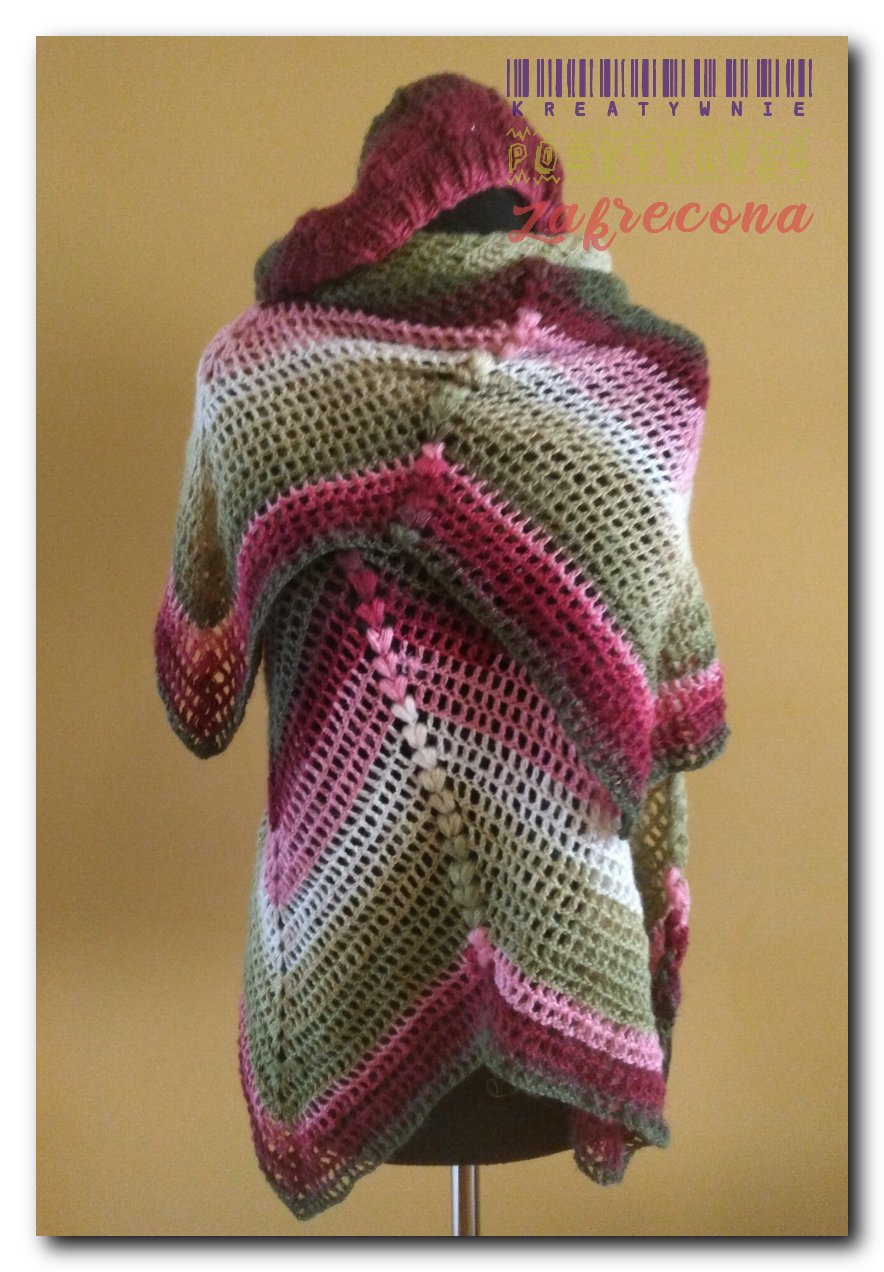 Chusta "Liść klonu" z beretem