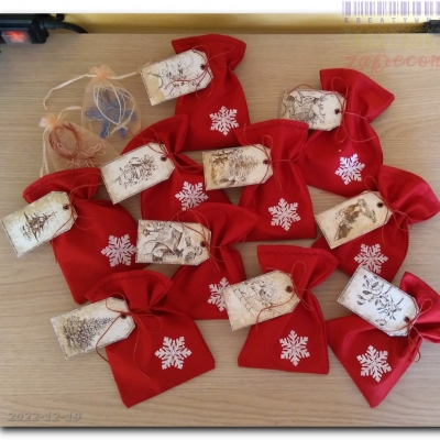 Nowe ozdoby Bożonarodzeniowe oraz zestawy prezentów