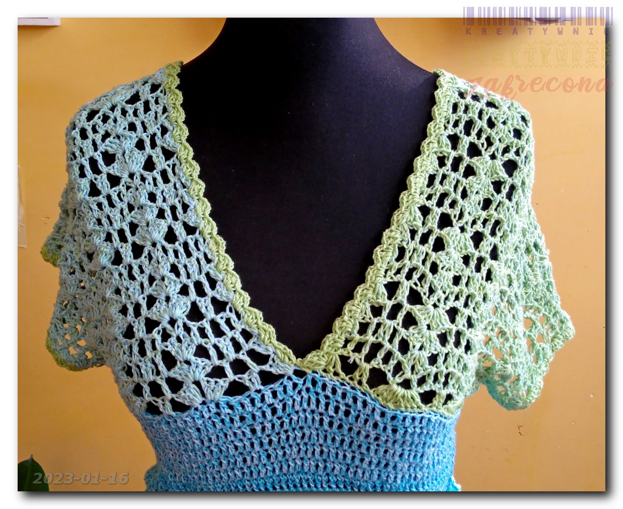 Zielono-niebieska sukienka - wersja ulepszona