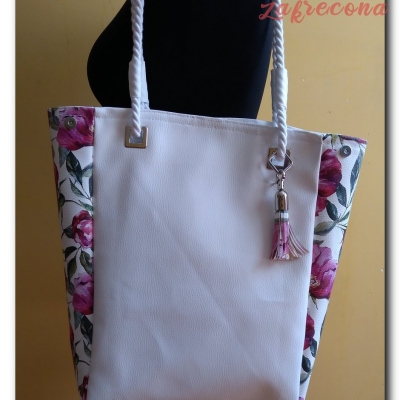 Shopperka z kwiatami