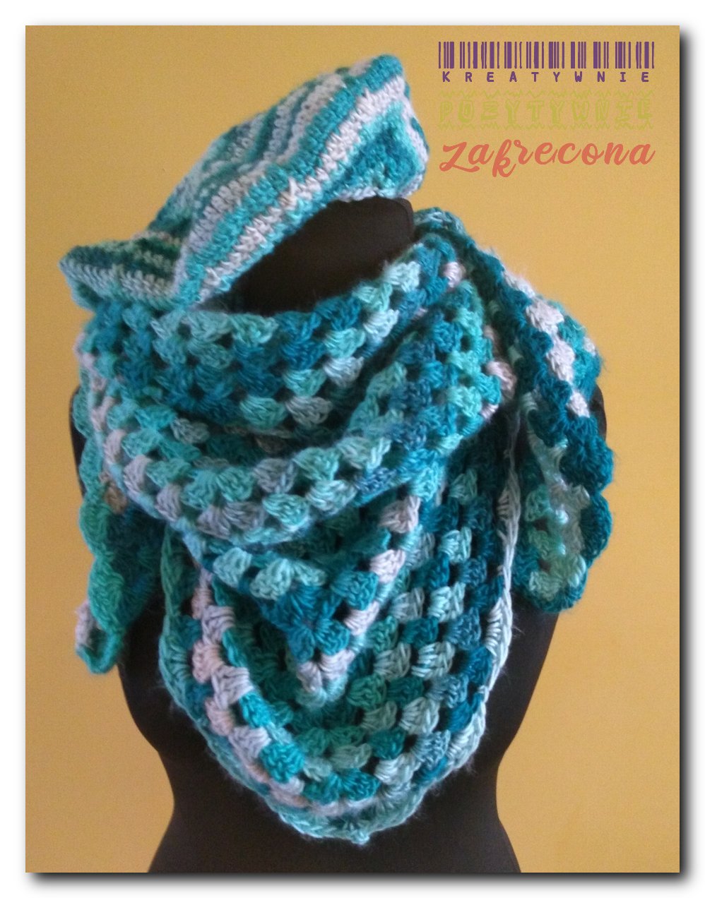 Chusto-Kamizelka z beretem i rękawiczkami bezpalcowymi