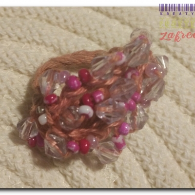 Pierścionek i bransoletka (różowe koraliki)