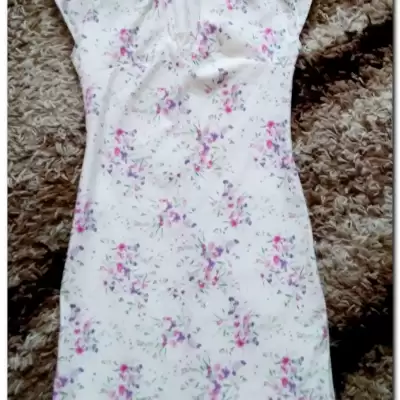 Sukienka "Łąka na białym tle"