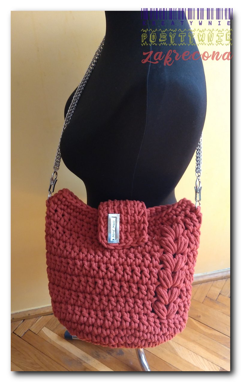 Ruda torebka "Z warkoczem"