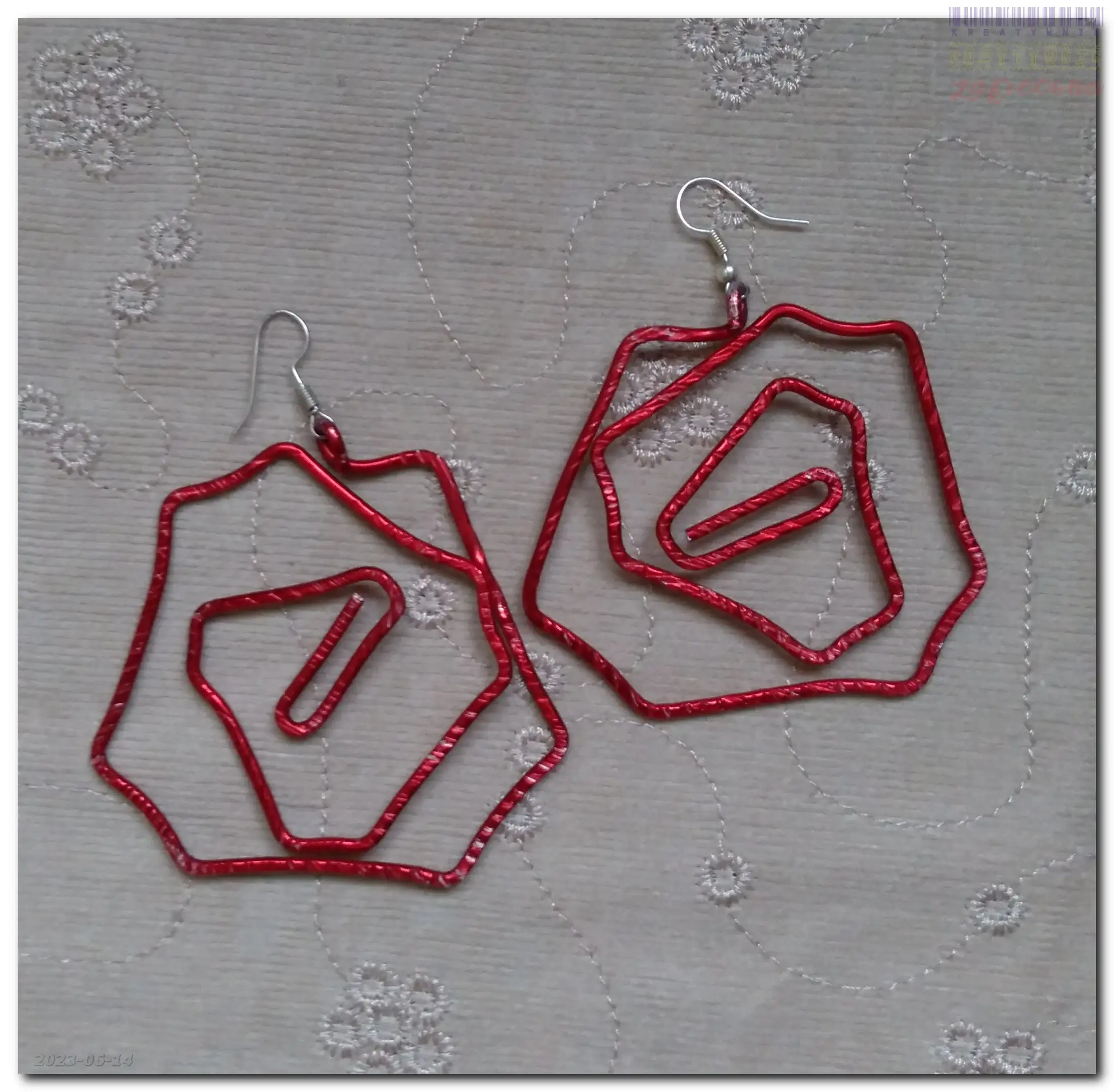 Czerwone prostokąty po przeróbce