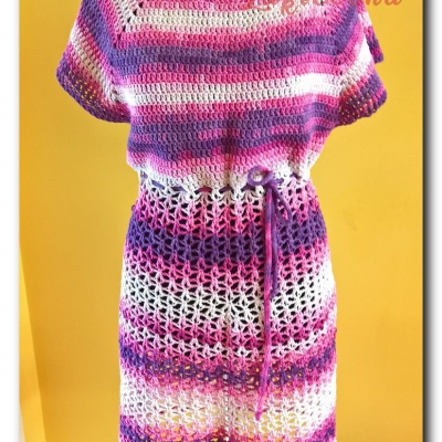 Sukienka w pasy różowo-fioletowa