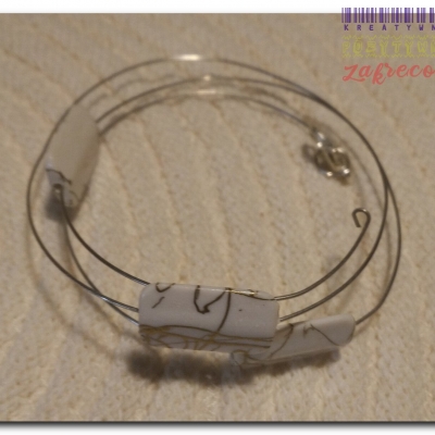 Komplet biżuterii (białe koraliki)