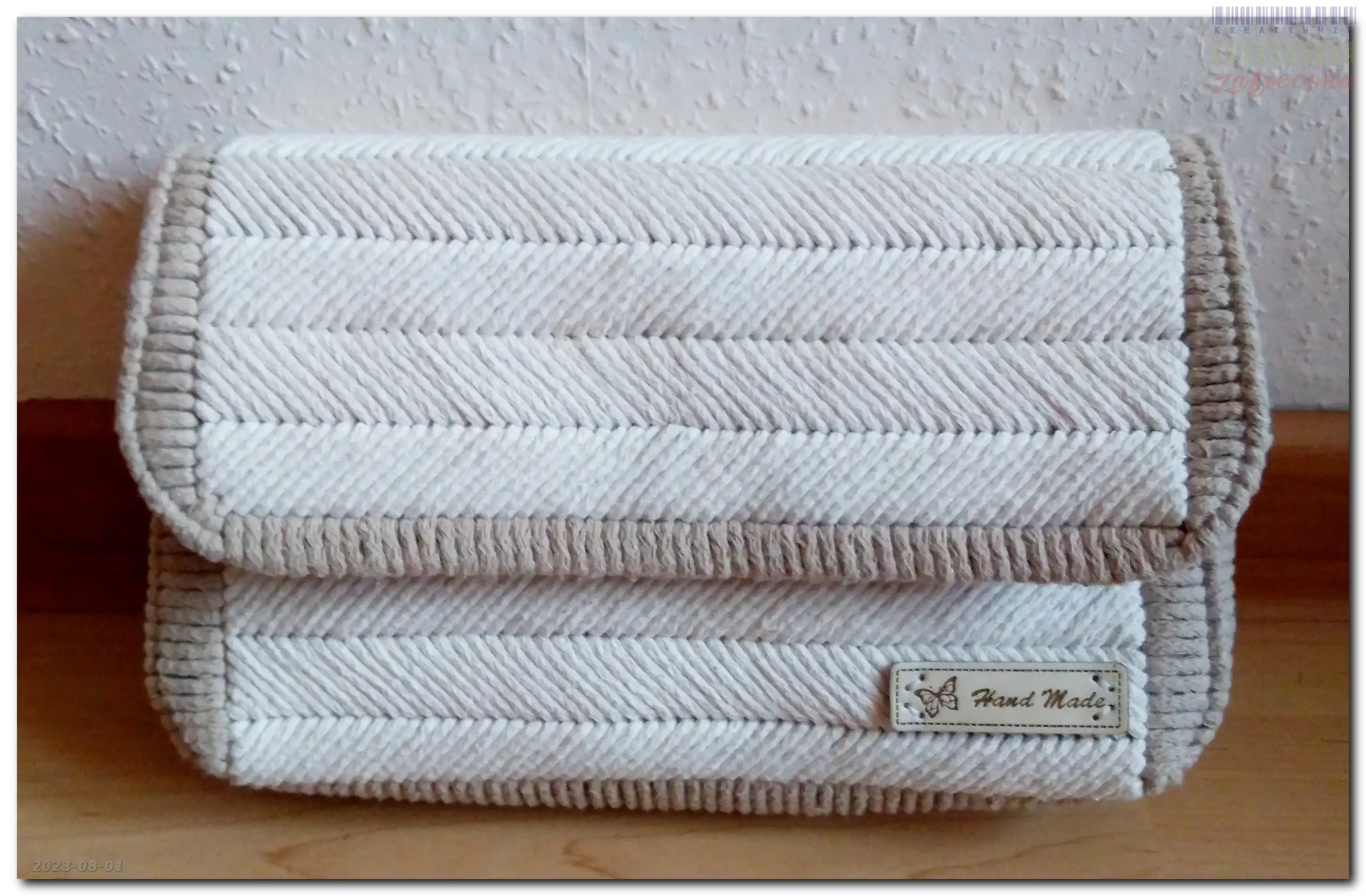 Torebka ze sznurka na kanwie