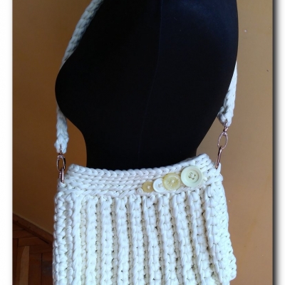 Cytrynowa przez ramię