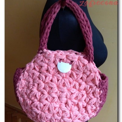 Okrągła torebka Jasmine 