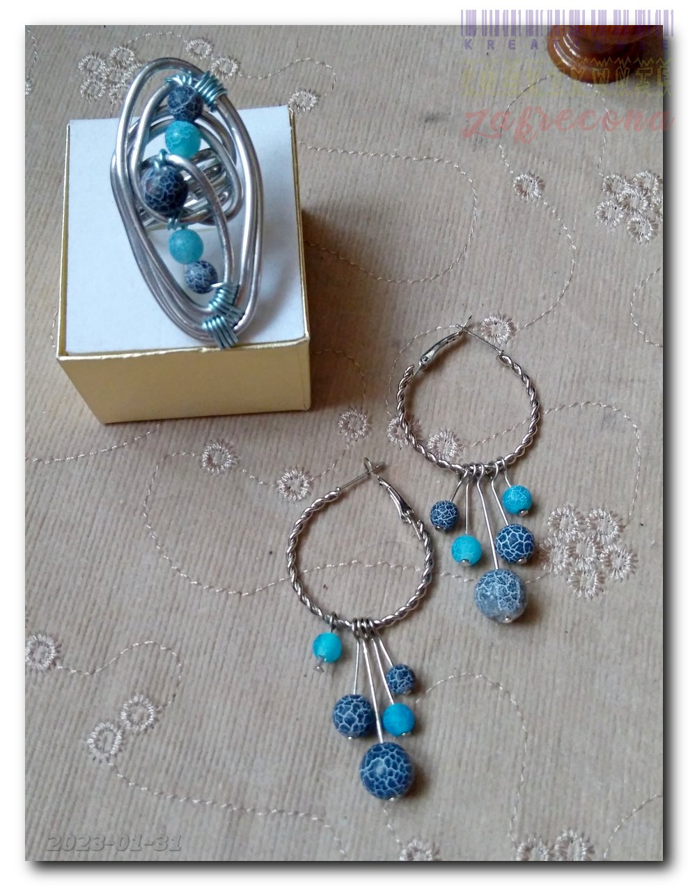 Agat trawiony w niebieskich odcieniach