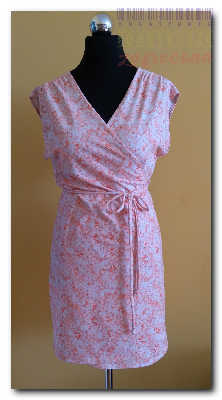 Sukienka kopertowa "BEZ"