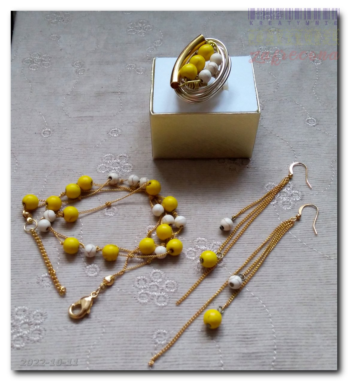 Howlit w dwóch kolorach