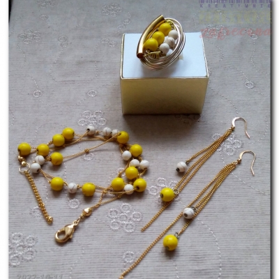 Howlit w dwóch kolorach