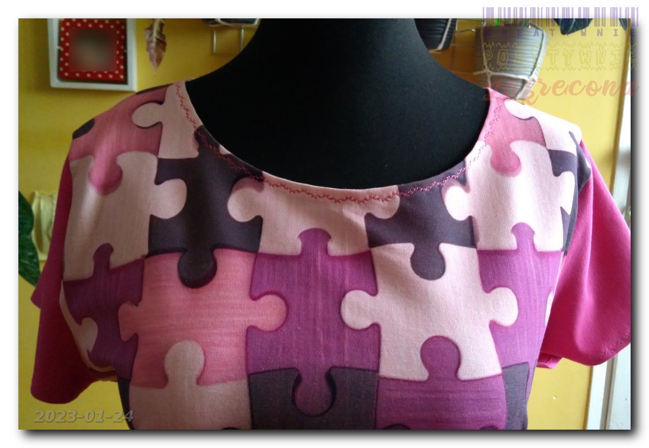 Sukienko-bluza w trzech kolorach (wersja z krótkim rękawem)