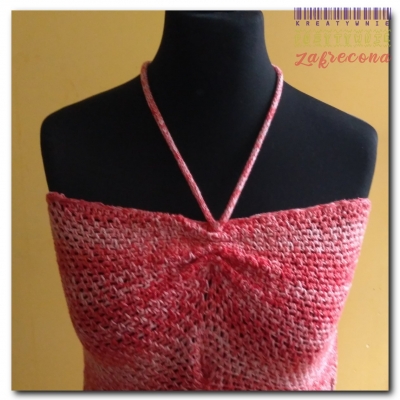 Czerwony top z siatką