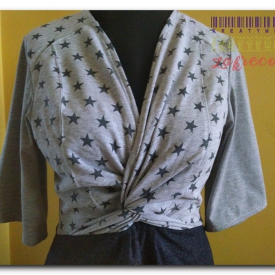 Sukienka "supełek" w gwiazdki