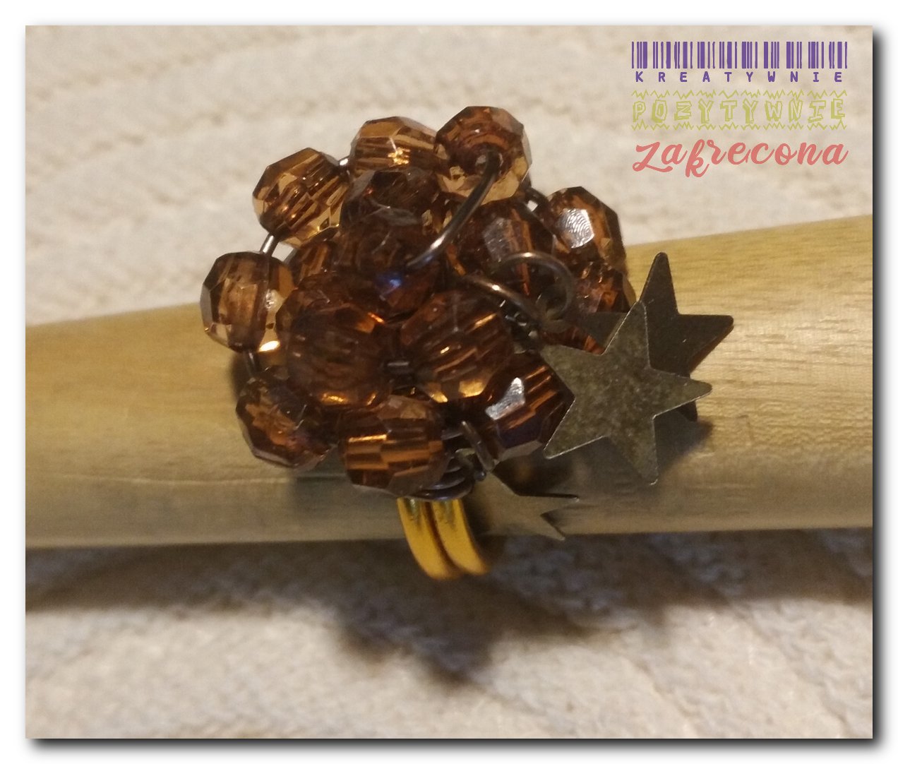 Pierścionek bursztynowy