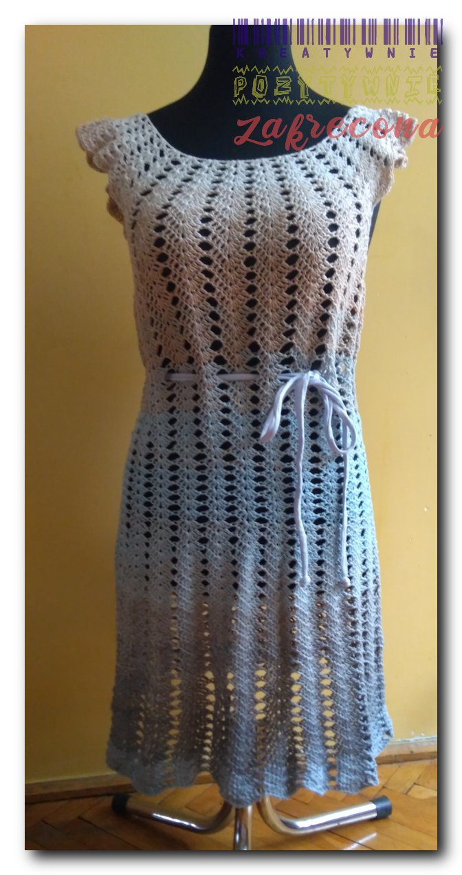 Sukienka błękitno-beżowa